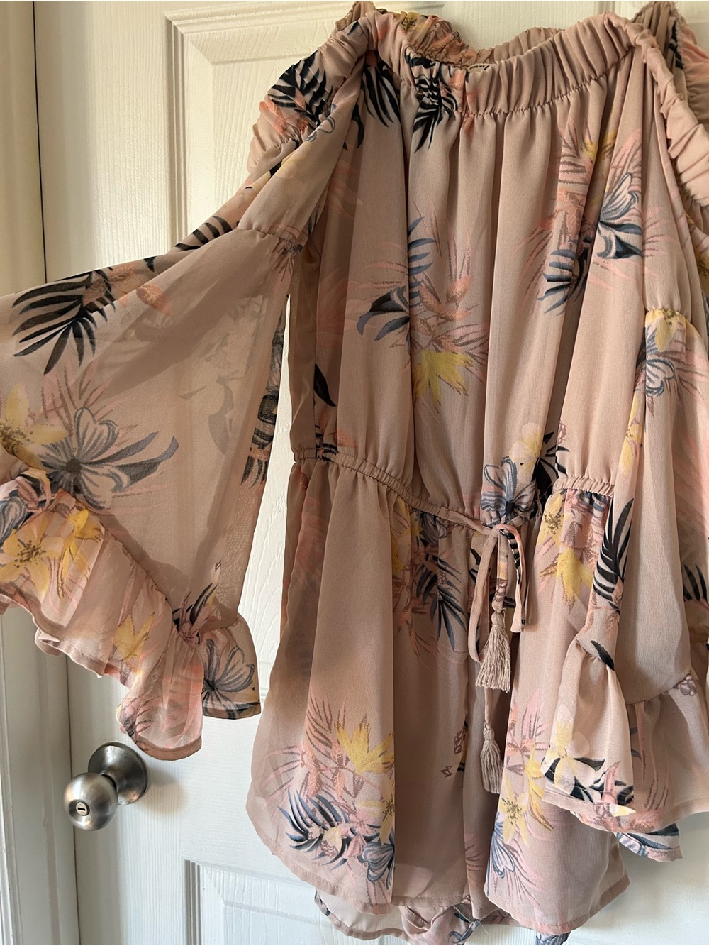 Blush Pink Tropical Floral Cold Shoulder Ruffle Dress Waist Tie Size Large
